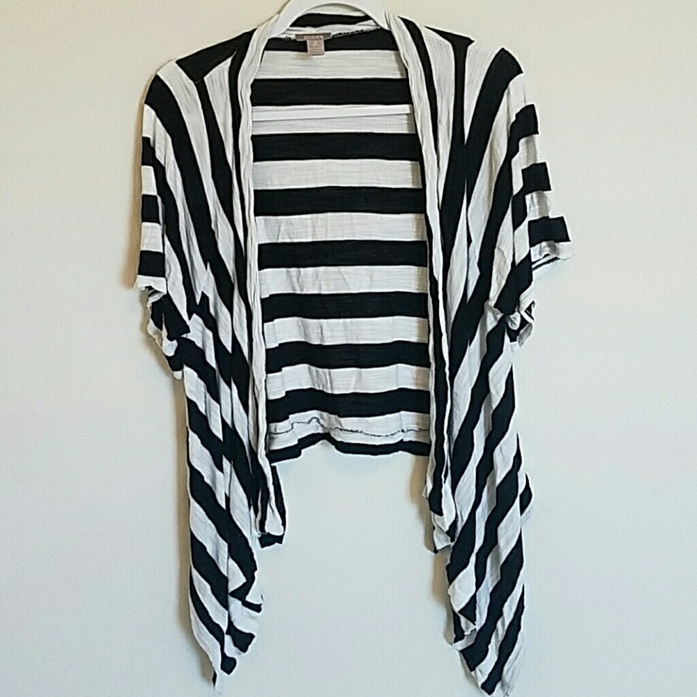 Chico's cardigan size 2 color black and white